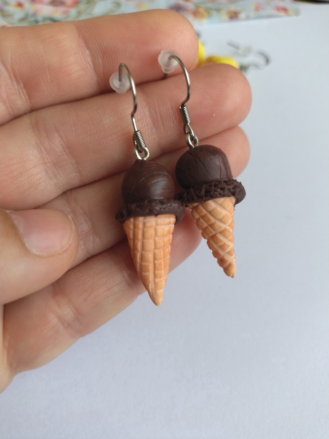 Cercei Fimo înghețată cu ciocolată  - bijuterii - cercei - cercei lungi - Artynos.ro
