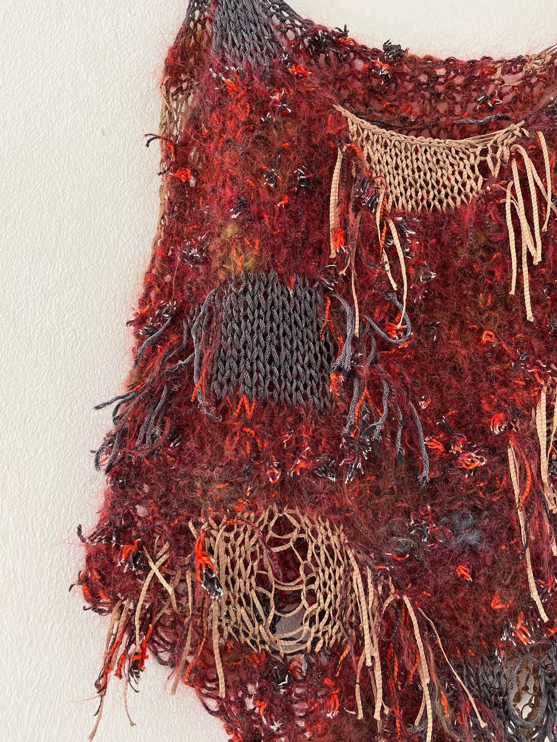 Top tricotat handmade din mohair și fir de mătase. - îmbrăcăminte și modă - haine damă - tricou și top de damă - Artynos.ro