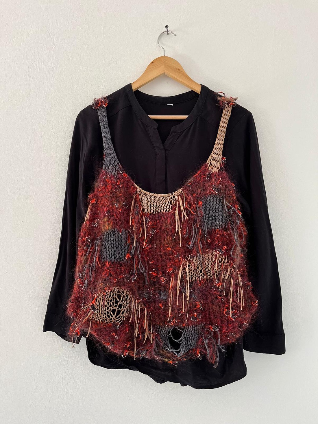 Top tricotat handmade din mohair și fir de mătase. - îmbrăcăminte și modă - haine damă - tricou și top de damă - Artynos.ro