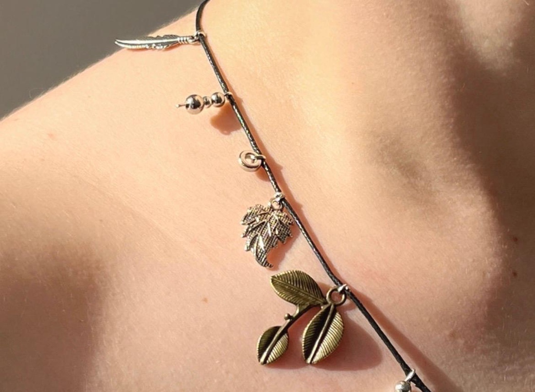 Lanț handmade cu pandantive diferite. - bijuterii - coliere - coliere cu pandative - Artynos.ro