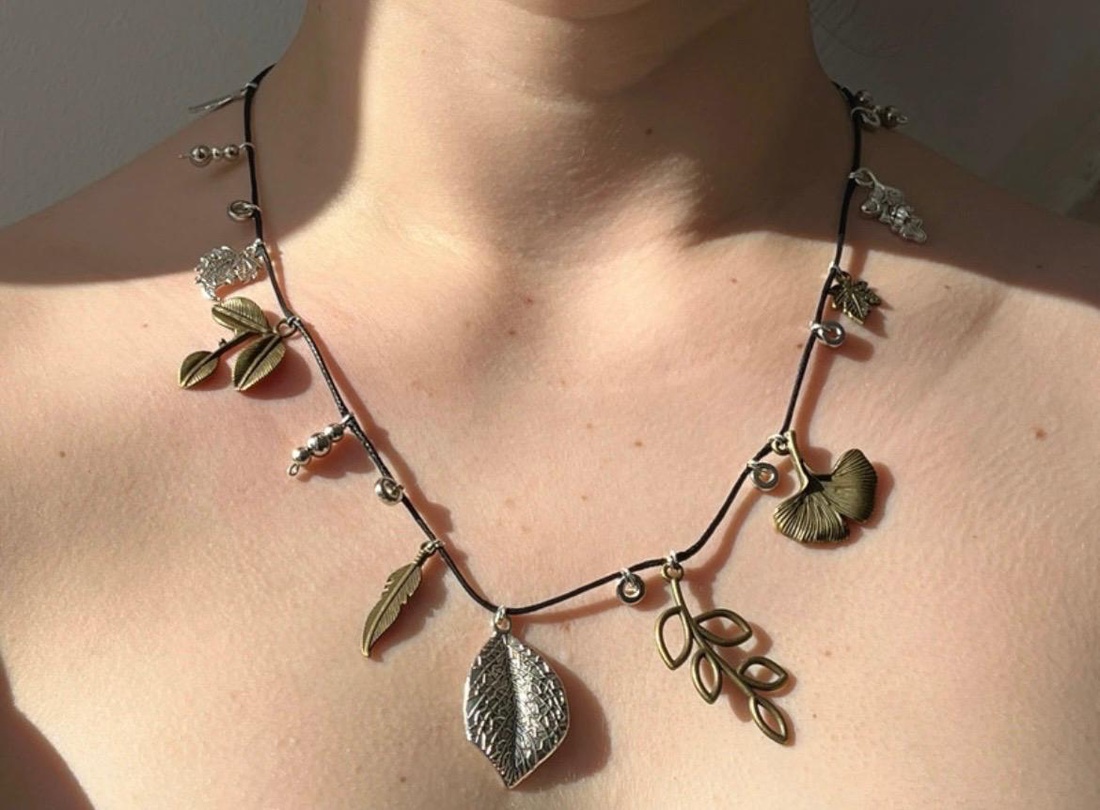 Lanț handmade cu pandantive diferite. - bijuterii - coliere - coliere cu pandative - Artynos.ro