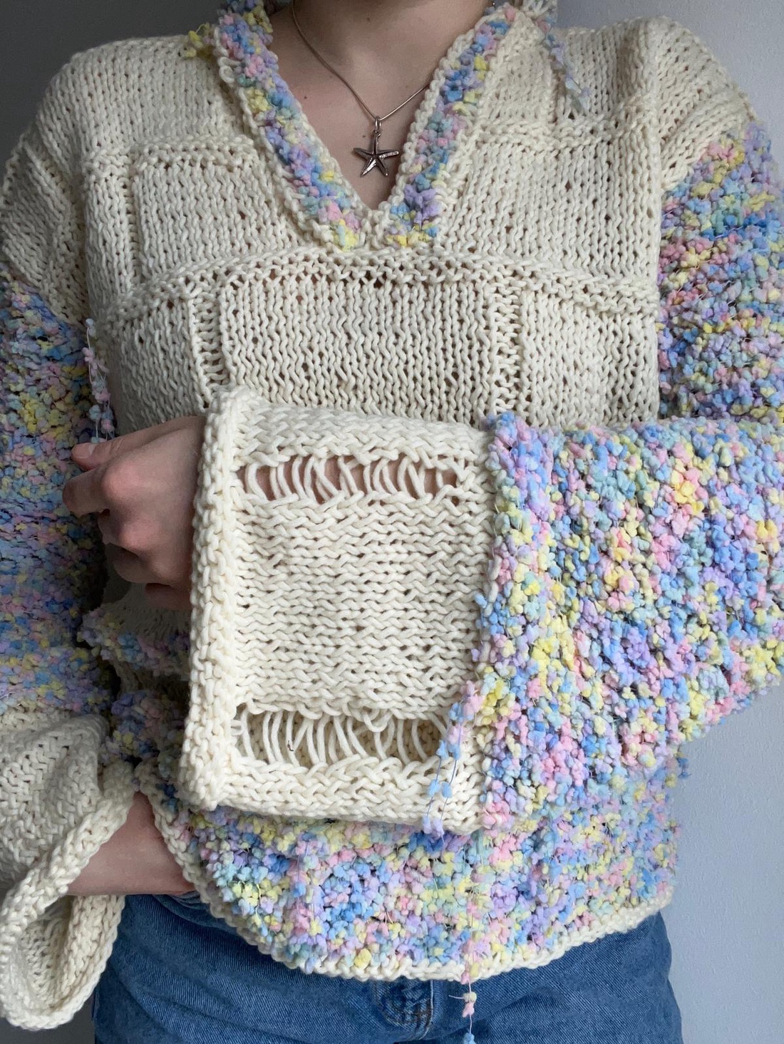 Pulover handmade unicat, lejer și delicat. - îmbrăcăminte și modă - haine damă - bluze damă - Artynos.ro