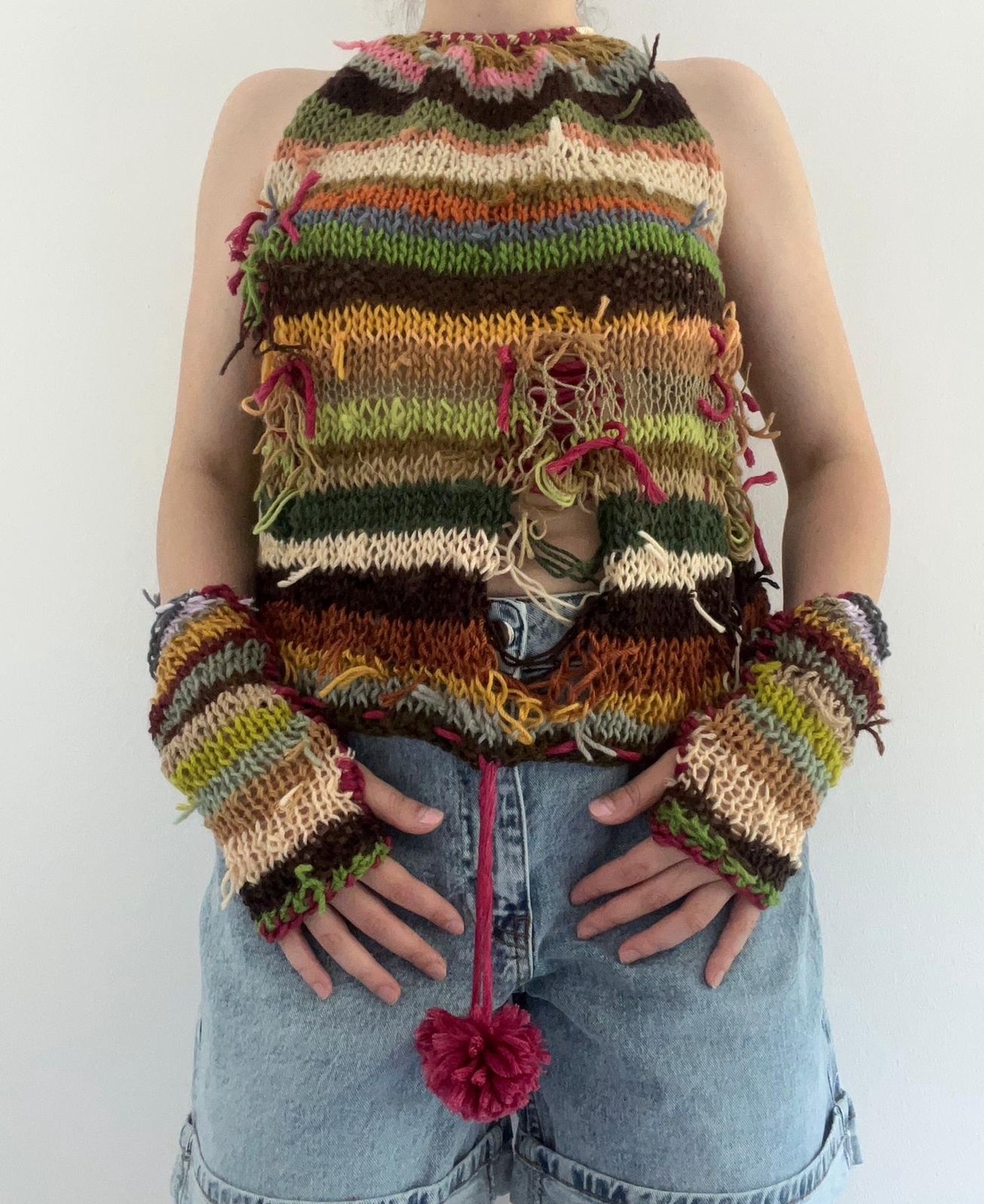 Top tricotat handmade cu mânuși stil boho-artisan. - îmbrăcăminte și modă - haine damă - bluze damă - Artynos.ro