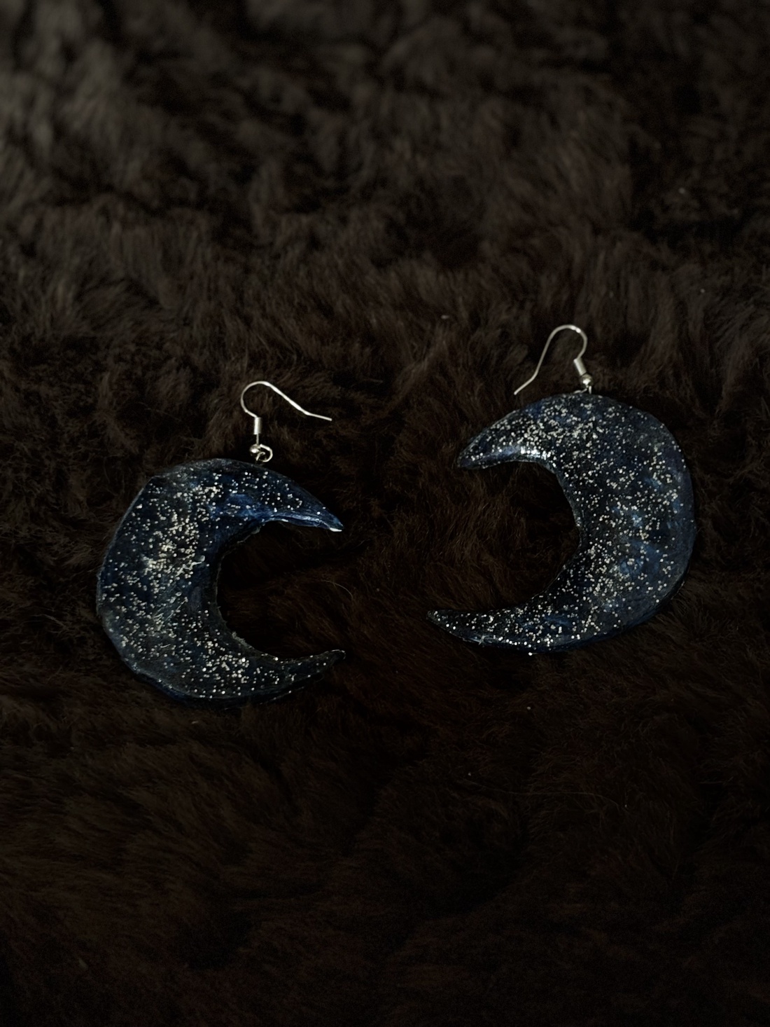 Cercei din lut - bijuterii - cercei - cercei din rășină - Artynos.ro