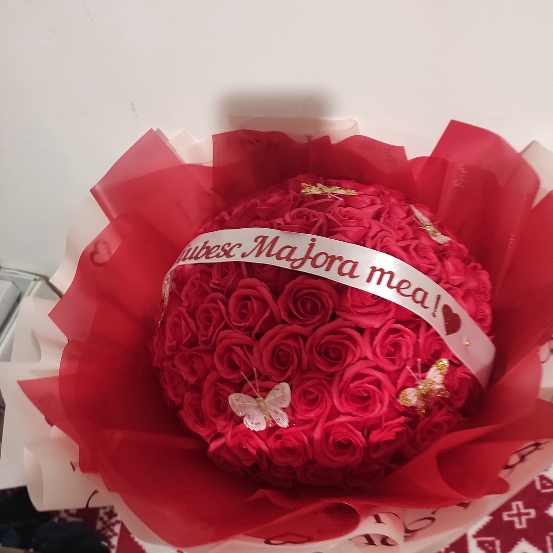 Buchet cu trandafiri de săpun parfumați - casă & stil de viață - accesorii pentru decorat casa - suport de flori - buchete de flori - Artynos.ro Buchet cu trandafiri de săpun parfumați - casă & stil de viață - accesorii pentru decorat casa - suport de flori - buchete de flori - Artynos.ro
