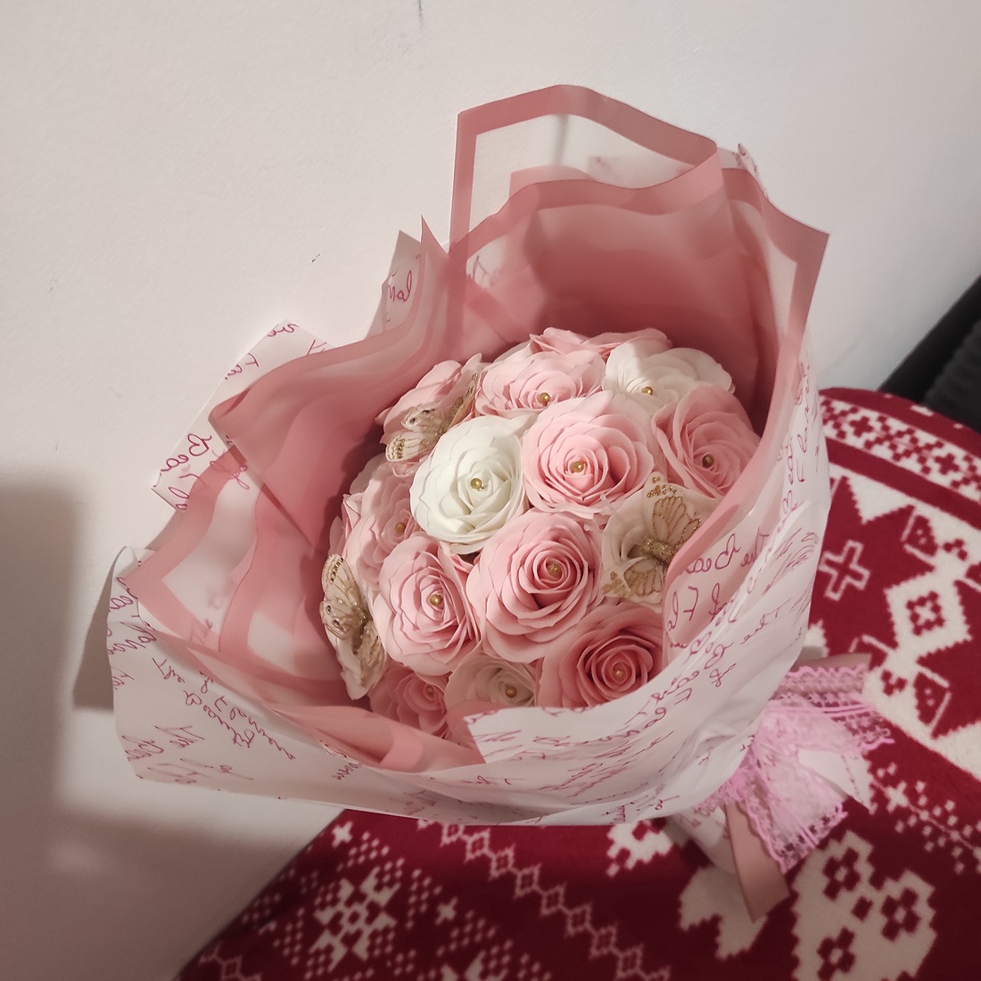 Buchet cu trandafiri de săpun parfumați premium  - casă & stil de viață - accesorii pentru decorat casa - suport de flori - buchete de flori - Artynos.ro