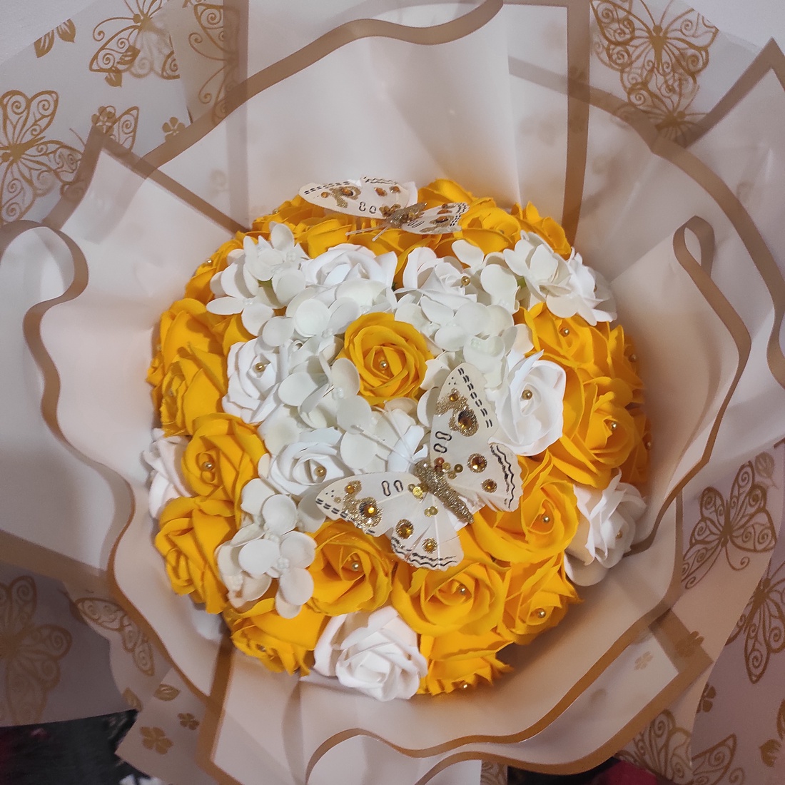 Buchet cu trandafiri de săpun parfumați   - casă & stil de viață - accesorii pentru decorat casa - suport de flori - buchete de flori - Artynos.ro