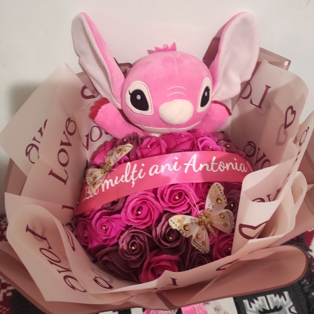 Buchet cu trandafiri de săpun parfumați - casă & stil de viață - accesorii pentru decorat casa - suport de flori - buchete de flori - Artynos.ro