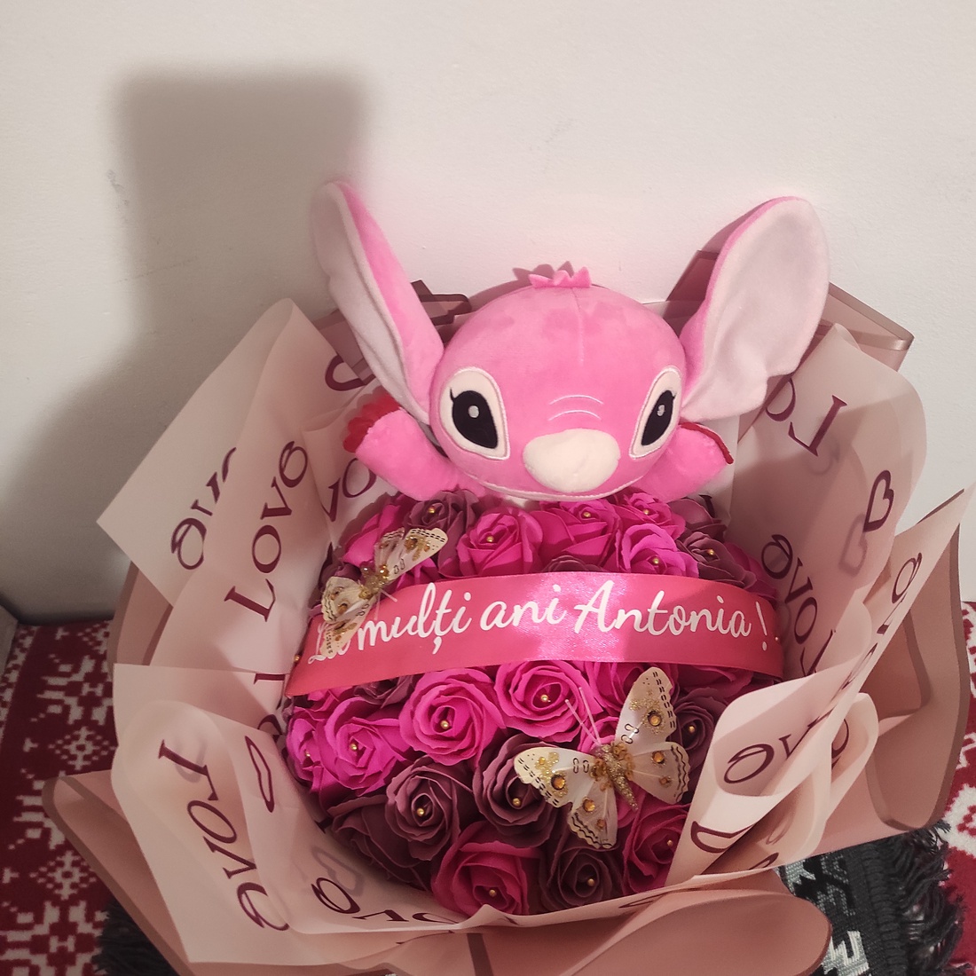 Buchet cu trandafiri de săpun parfumați - casă & stil de viață - accesorii pentru decorat casa - suport de flori - buchete de flori - Artynos.ro