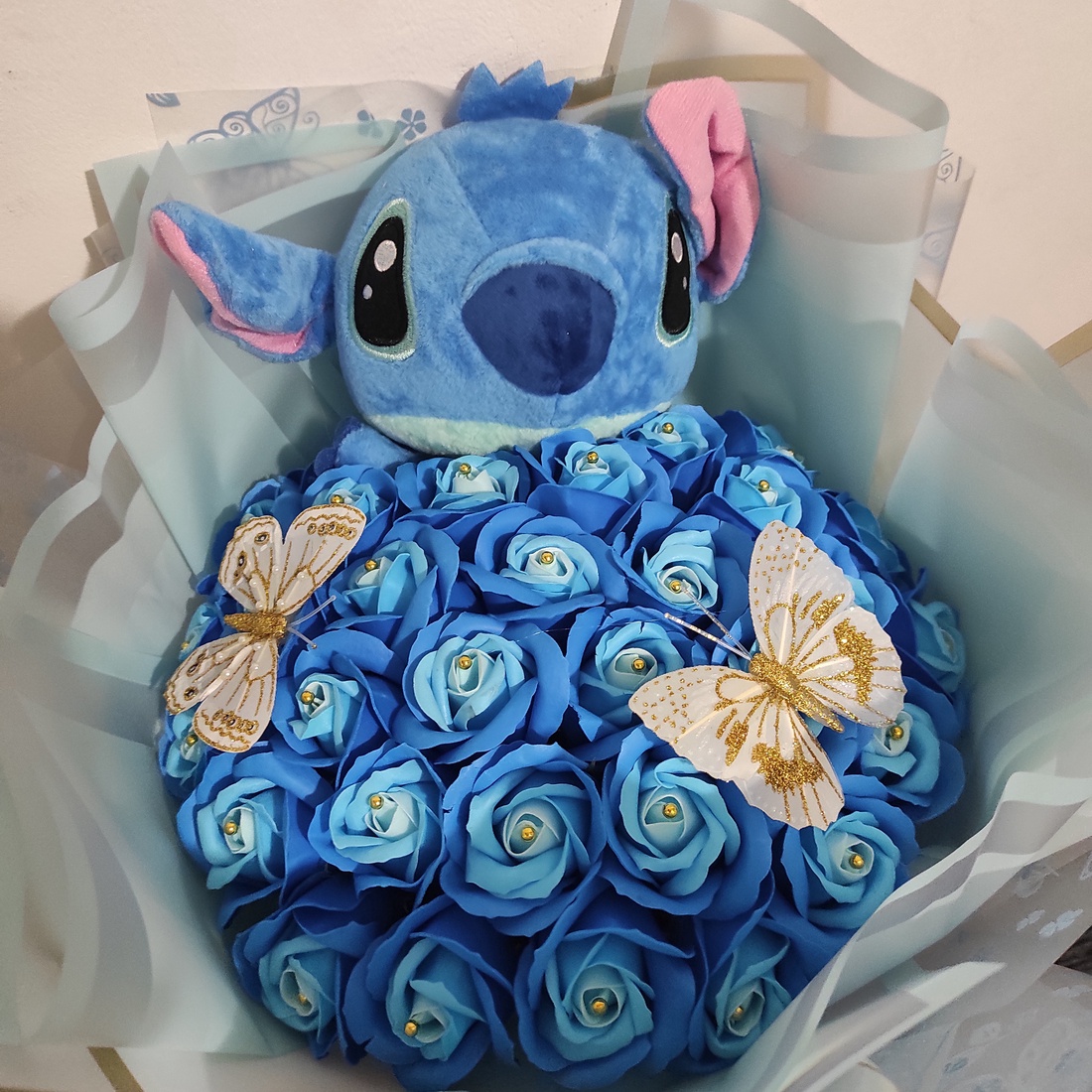 Buchet cu trandafiri de săpun parfumați si stitch  - casă & stil de viață - decorațiuni de casă - accesorii florale - buchete de flori - Artynos.ro