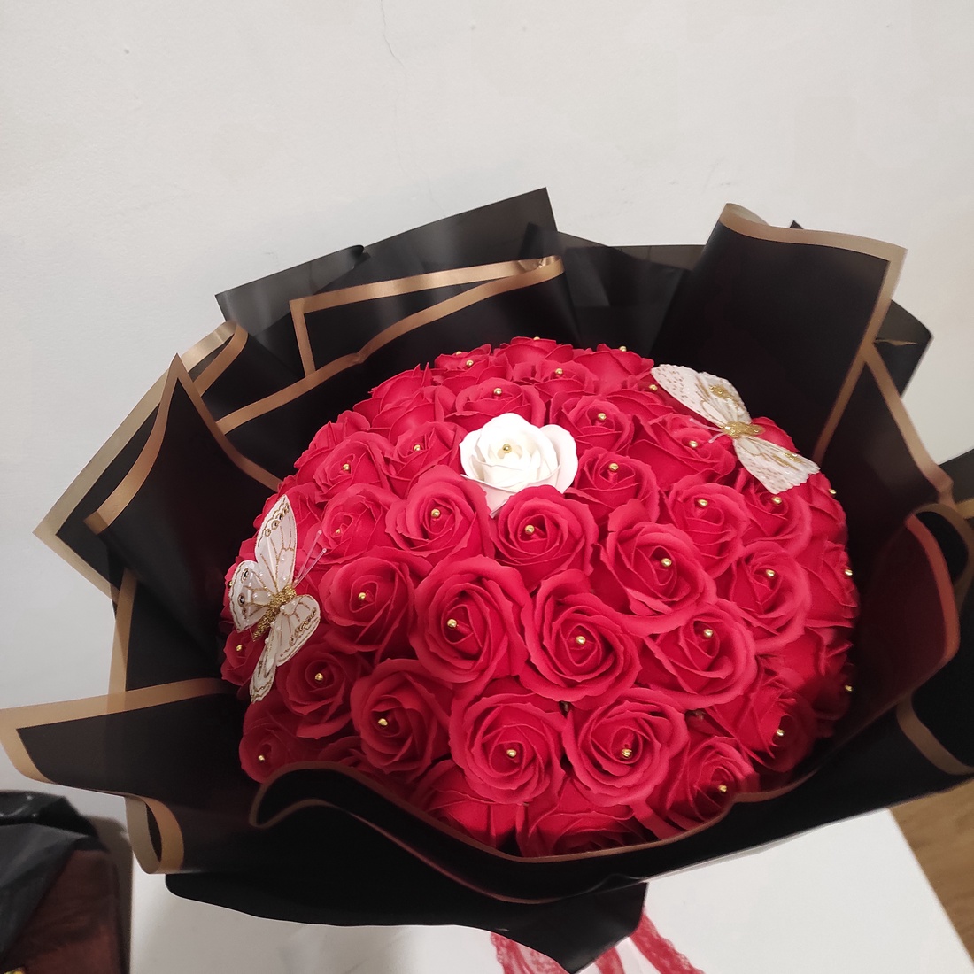 Buchet cu trandafiri de săpun parfumați  - casă & stil de viață - decorațiuni de casă - accesorii florale - buchete de flori - Artynos.ro