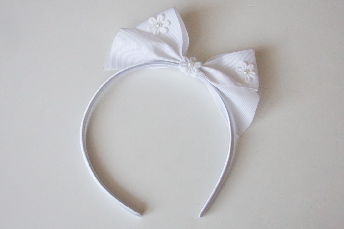 Agrafa de păr Masnis - Alb - îmbrăcăminte și modă - accesorii păr - bandă de păr și agrafe păr - Artynos.ro