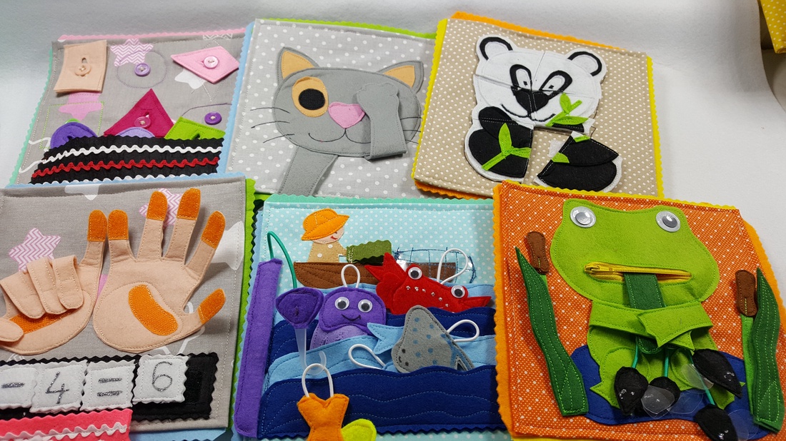 Carte senzorială pentru bebe și copii 1-6 ani, 12 pagini interactive incluse în geantă textilă cu nume  - jucării și echipamente pentru copii - jocuri de gândire - curcubeu montessori, jocuri waldorf - Artynos.ro