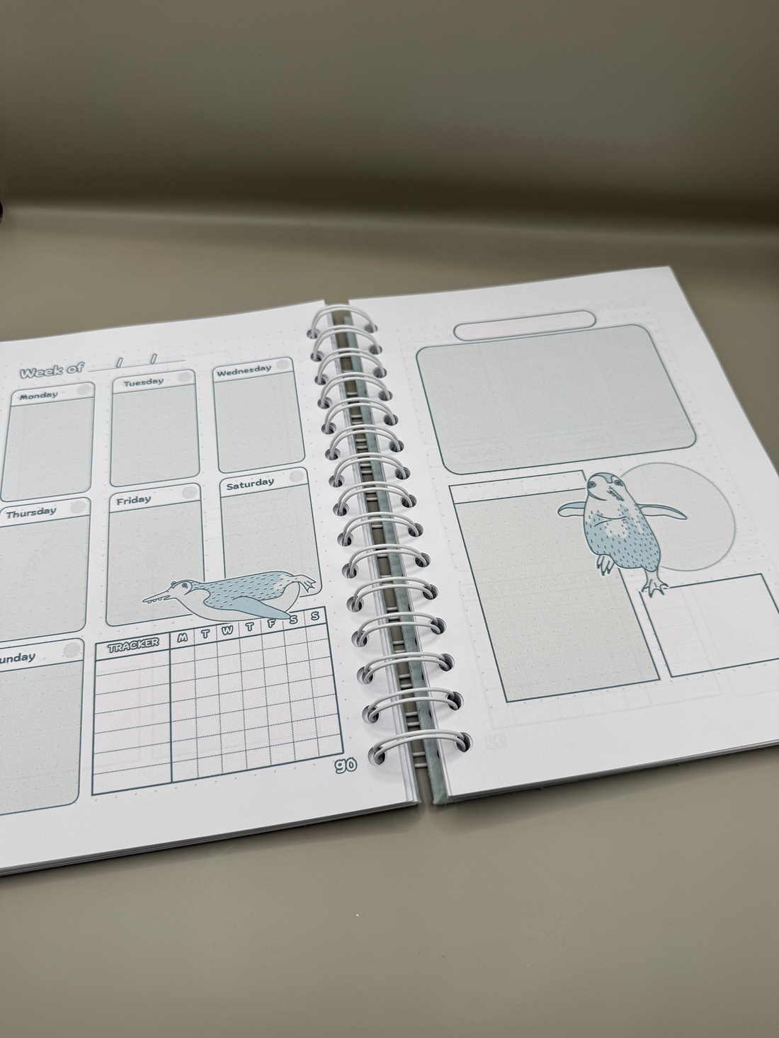 Agenda nedatata in limba engleza realizata manual - accessorii și unelte - carte, ziar - carte nouă - Artynos.ro