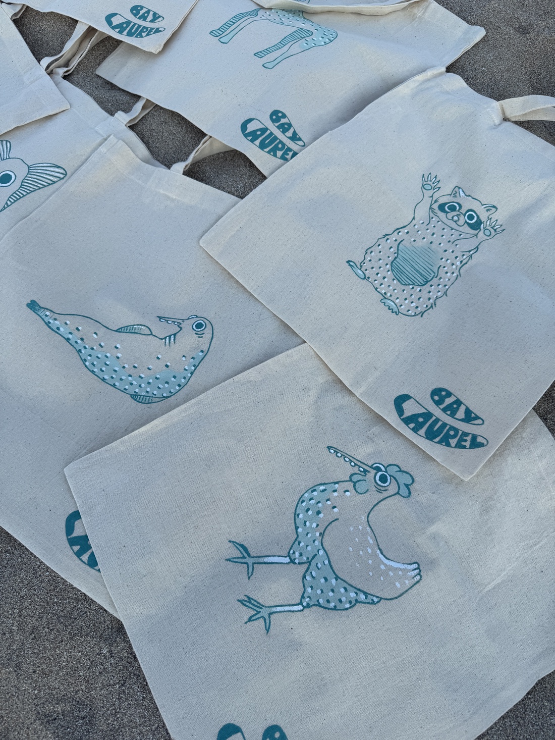 Geanta totebag cu lup pictata manual - genți și portofele - geantă pentru cumpărături - totebaguri - Artynos.ro