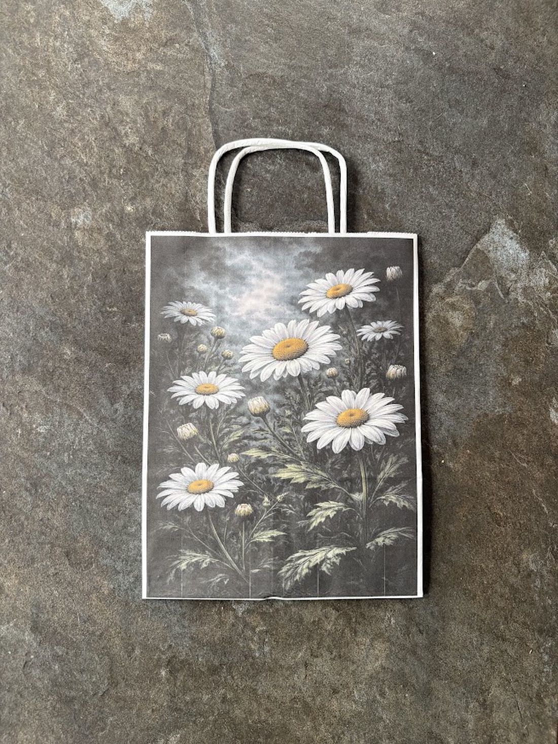 Punguță cadou � margarete gotice - accessorii și unelte - hârtie - hârtie decorativă - Artynos.ro