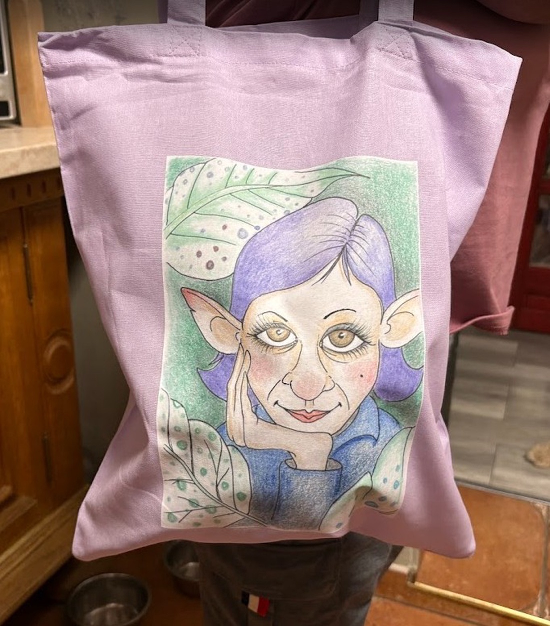 Sac din pânză mov cu model de fată gnom - genți și portofele - geantă pentru cumpărături - totebaguri - Artynos.ro