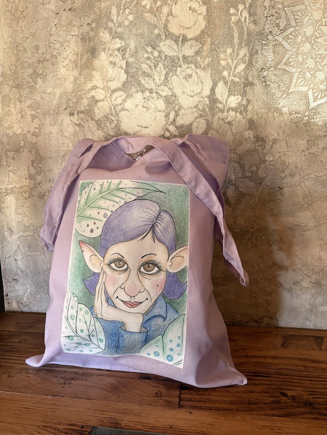 Sac din pânză mov cu model de fată gnom - genți și portofele - geantă pentru cumpărături - totebaguri - Artynos.ro