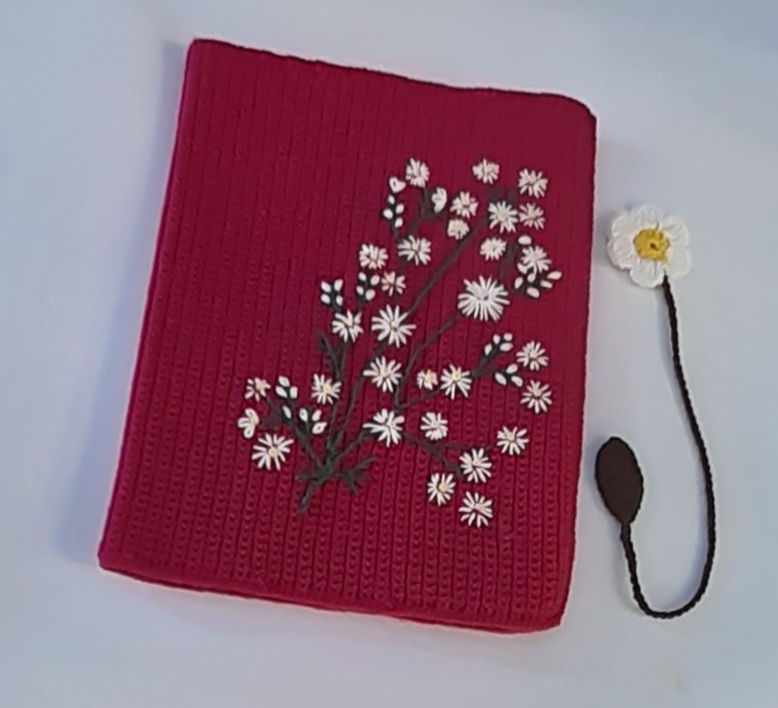 Croșetat și broderie carte capac set 100% microfibră acrilic fire carte capac + marcaj croșetat floare. -  - Artynos.ro