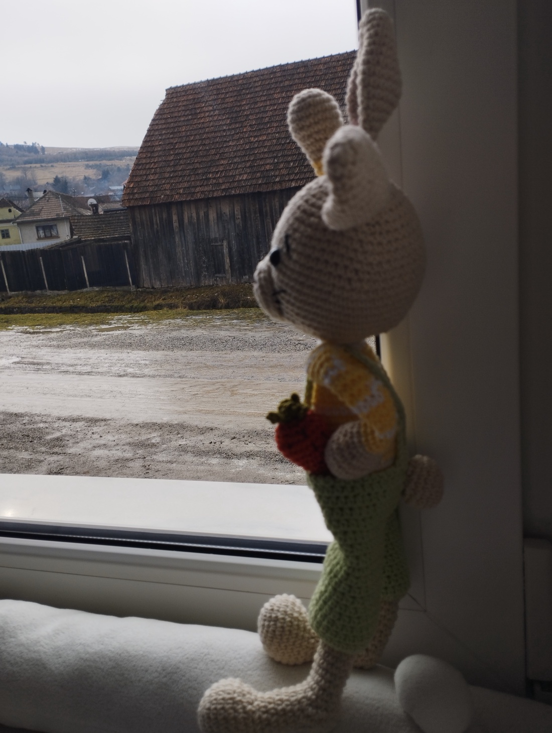 Iepuraș croșetat - jucării și echipamente pentru copii - accesorii sport - accesorii pentru sporturi nautice - Artynos.ro