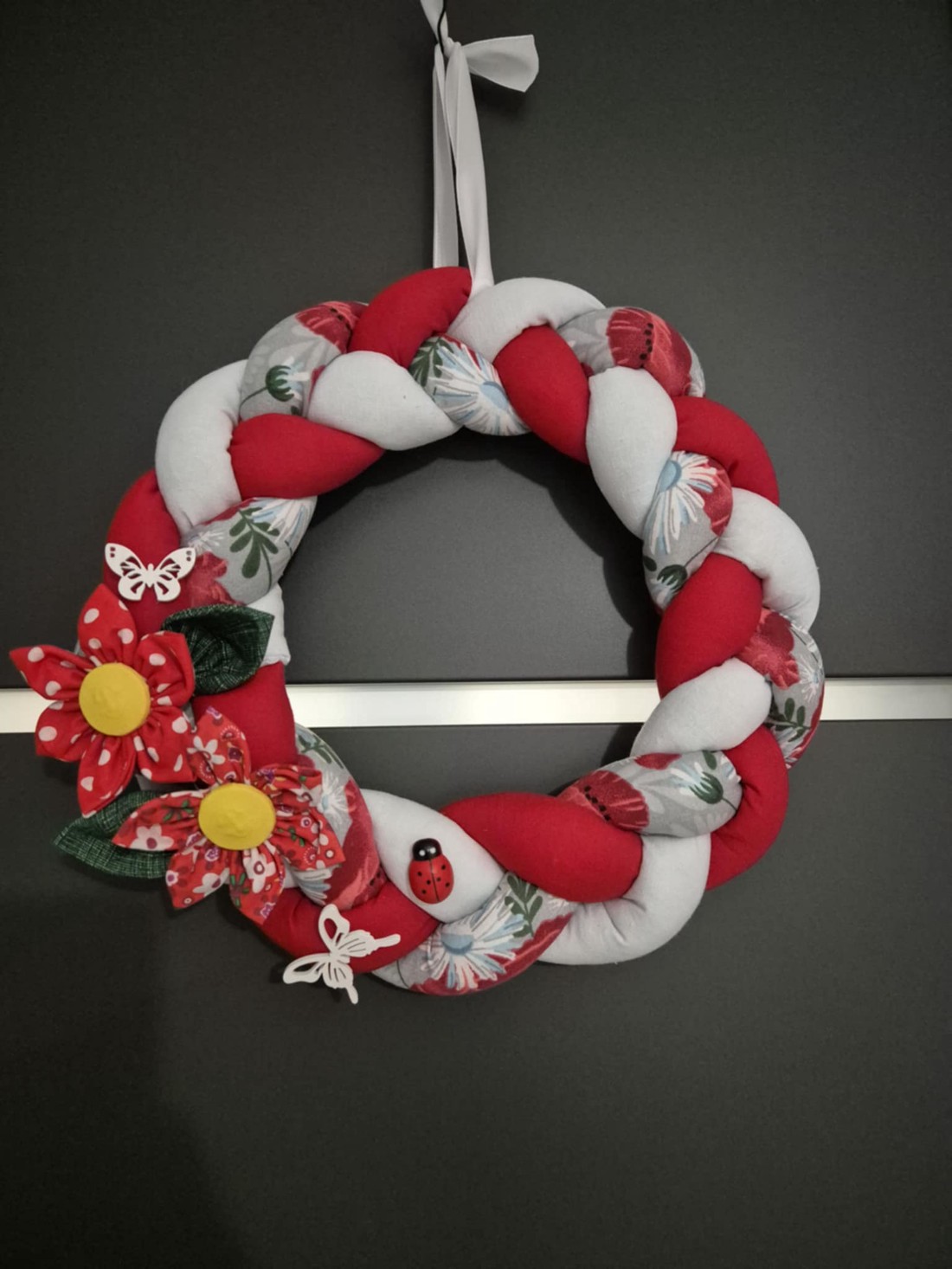 Poppy împletit decorare ușă, decorare fereastră - - Artynos.ro Poppy împletit decorare ușă, decorare fereastră - - Artynos.ro
