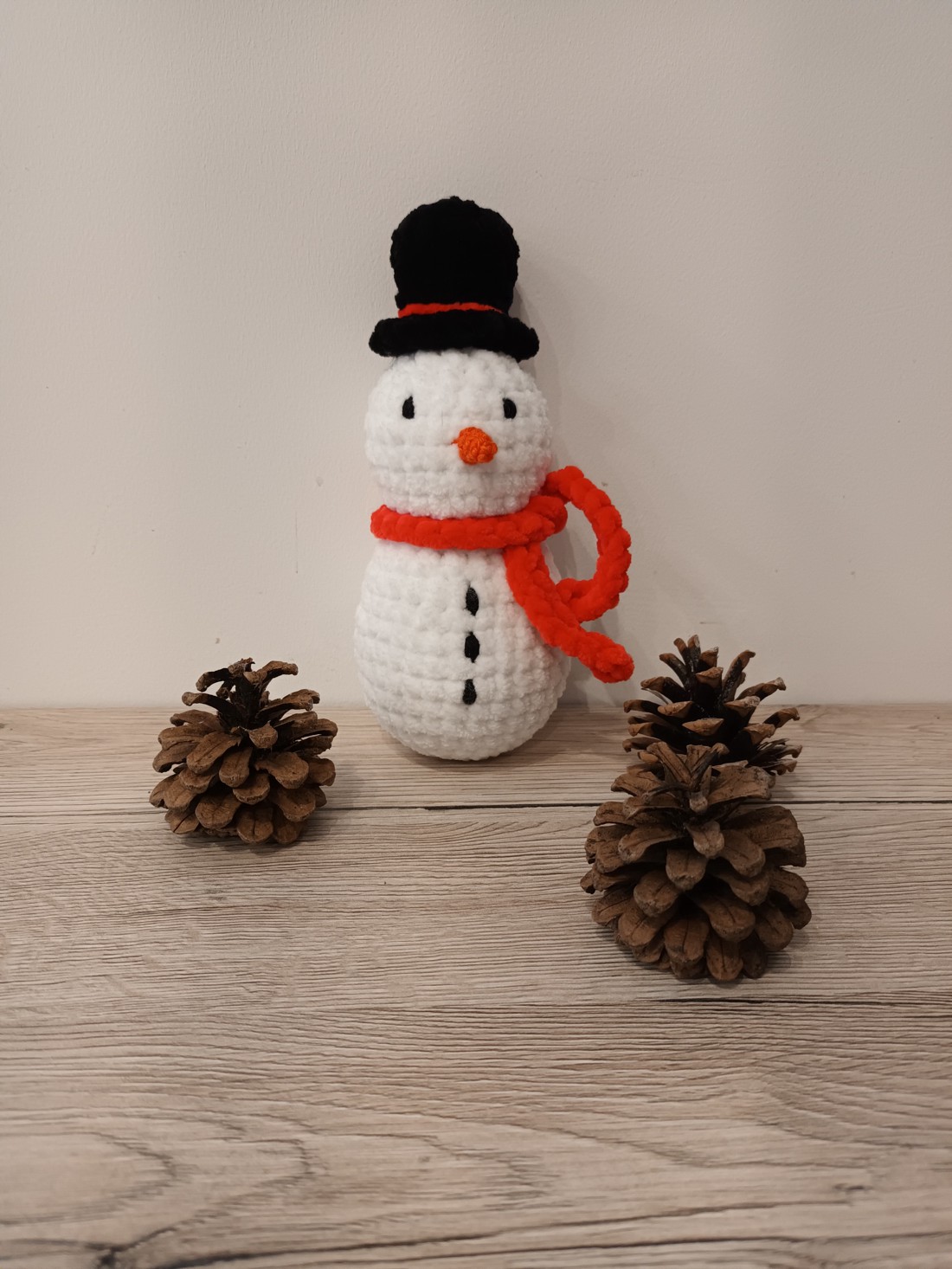 Om de zăpadă Amigurumi plush - crăciun - cadouri de moș crăciun - cadouri de moș crăciun - Artynos.ro