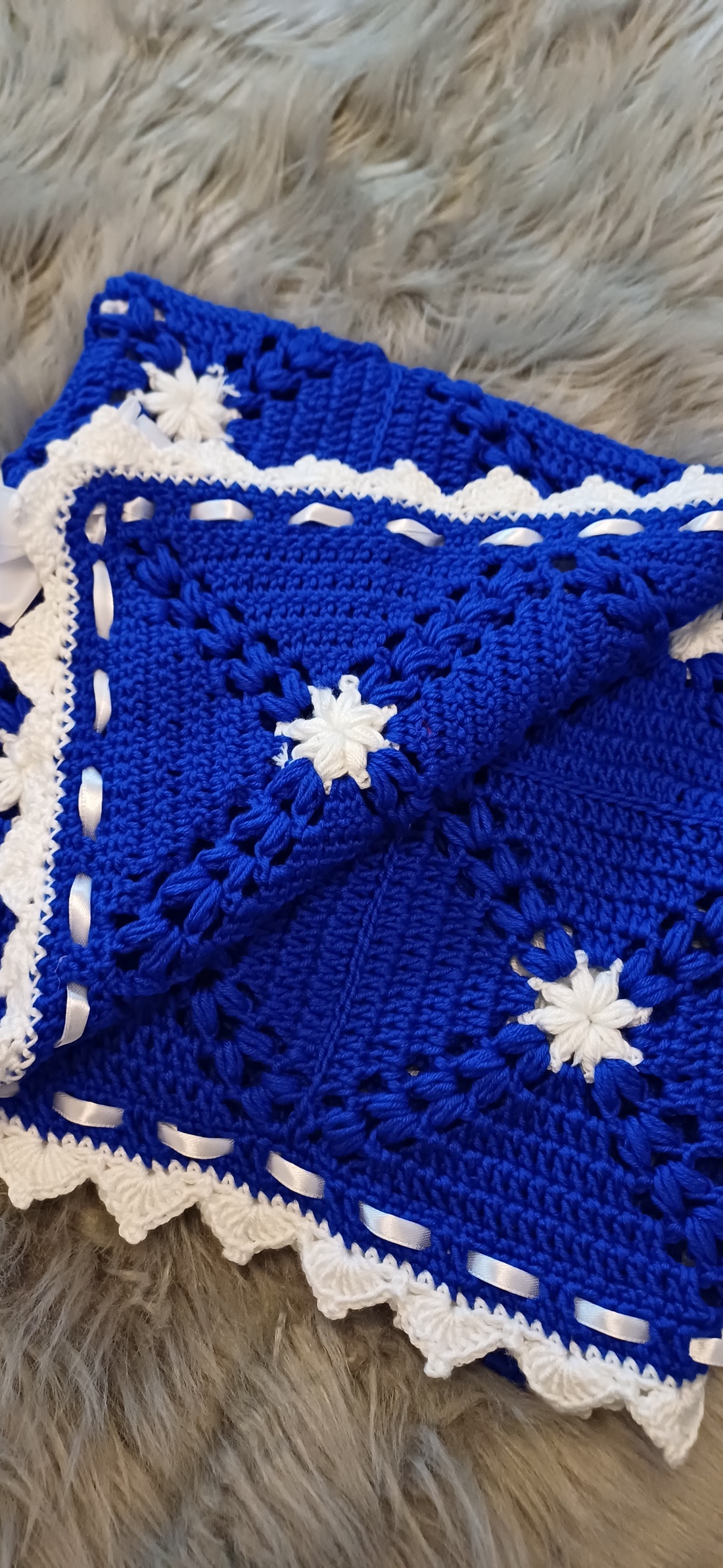 Paturica crosetata pentru copii - - Artynos.ro Paturica crosetata pentru copii - - Artynos.ro