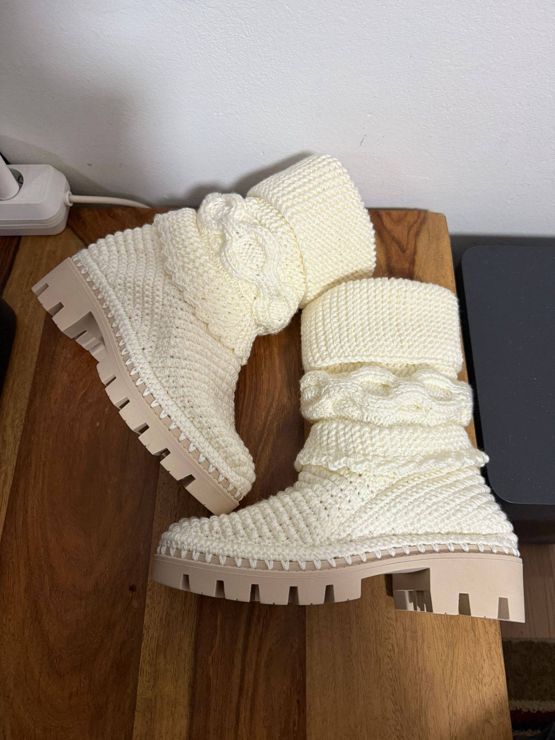 Botine scurte Nr 37 - îmbrăcăminte și modă - pantofi, papuci, șosete - sandale - Artynos.ro