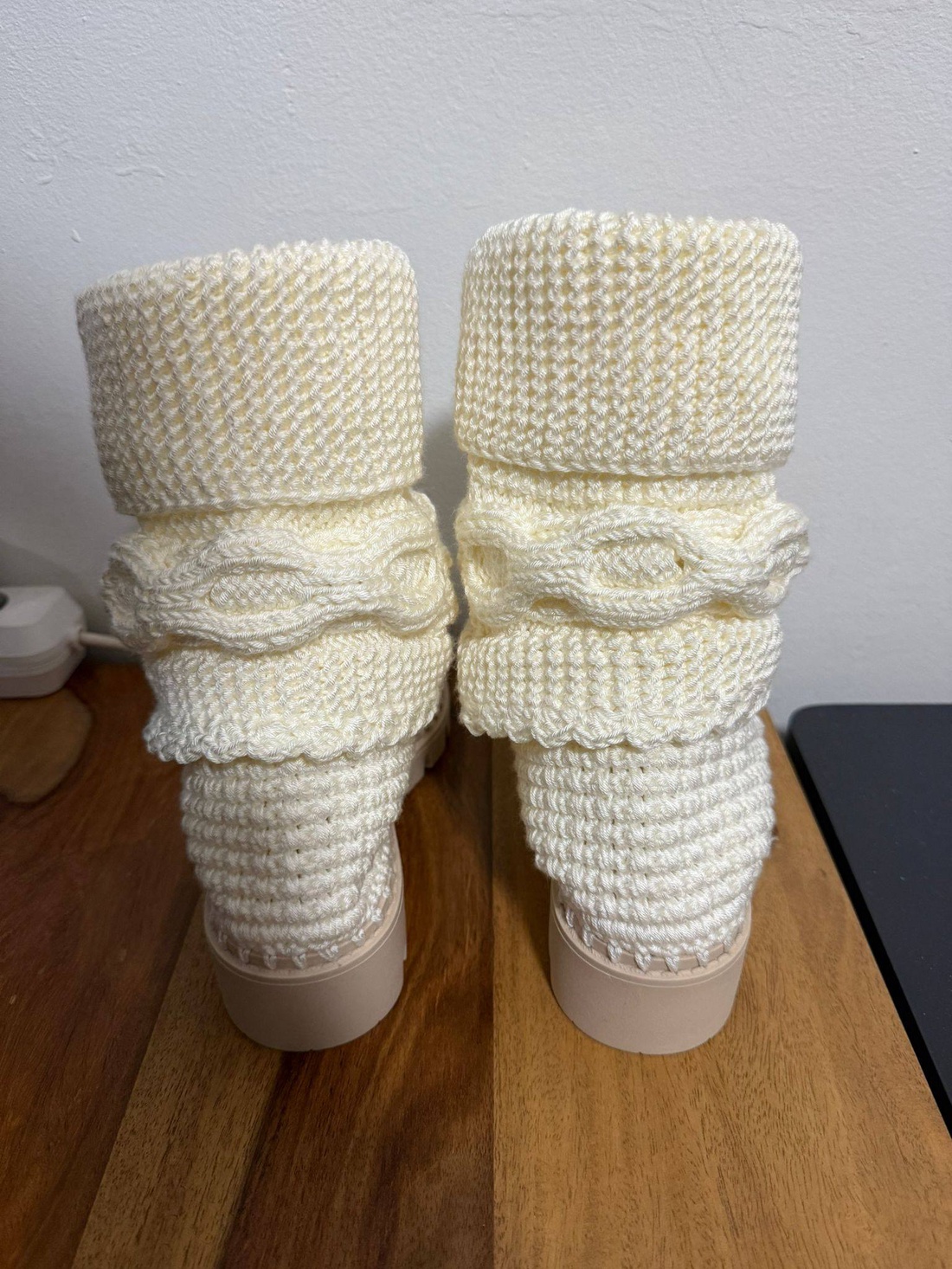 Botine scurte Nr 37 - îmbrăcăminte și modă - pantofi, papuci, șosete - sandale - Artynos.ro