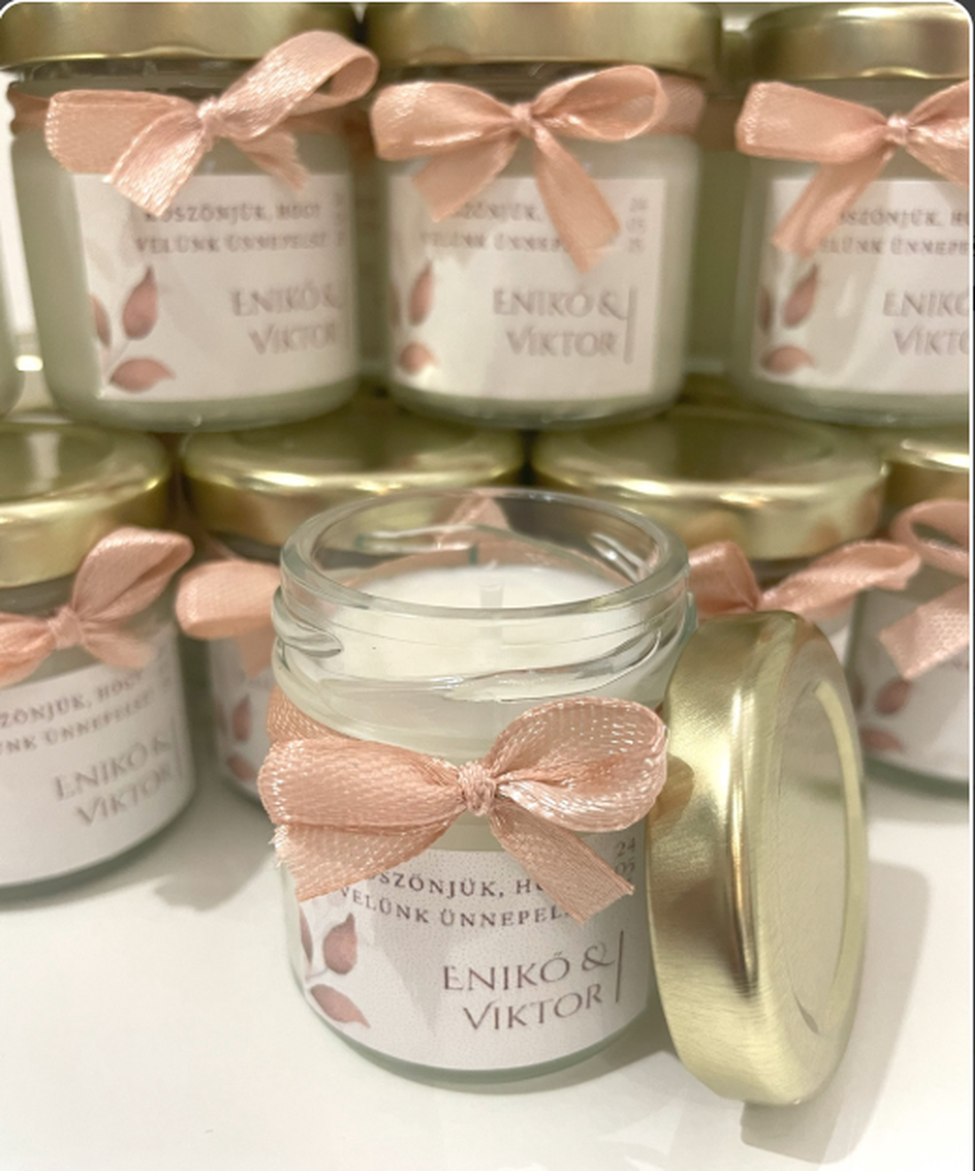 Lumânare din ceară de soia cadou de mulțumire pentru nuntă - 40 ml - accesorii nuntă - amintiri și cadouri de nuntă - cadouri de bun venit nuntă - Artynos.ro Lumânare din ceară de soia cadou de mulțumire pentru nuntă - 40 ml - accesorii nuntă - amintiri și cadouri de nuntă - cadouri de bun venit nuntă - Artynos.ro