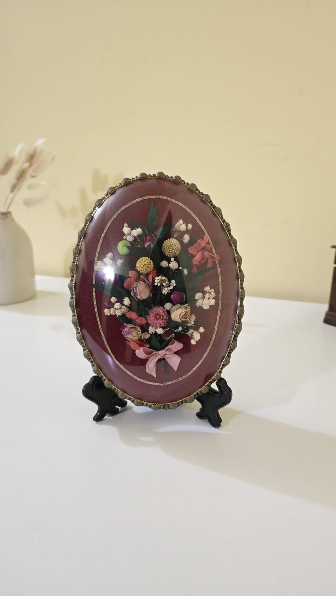 Tablou oval cu flori criogenate/conservate - casă & stil de viață - decorațiuni de casă - accesorii florale - buchete de flori - Artynos.ro