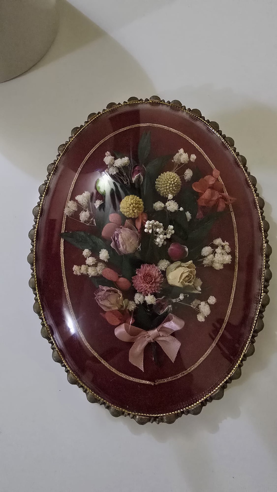 Tablou oval cu flori criogenate/conservate - casă & stil de viață - decorațiuni de casă - accesorii florale - buchete de flori - Artynos.ro