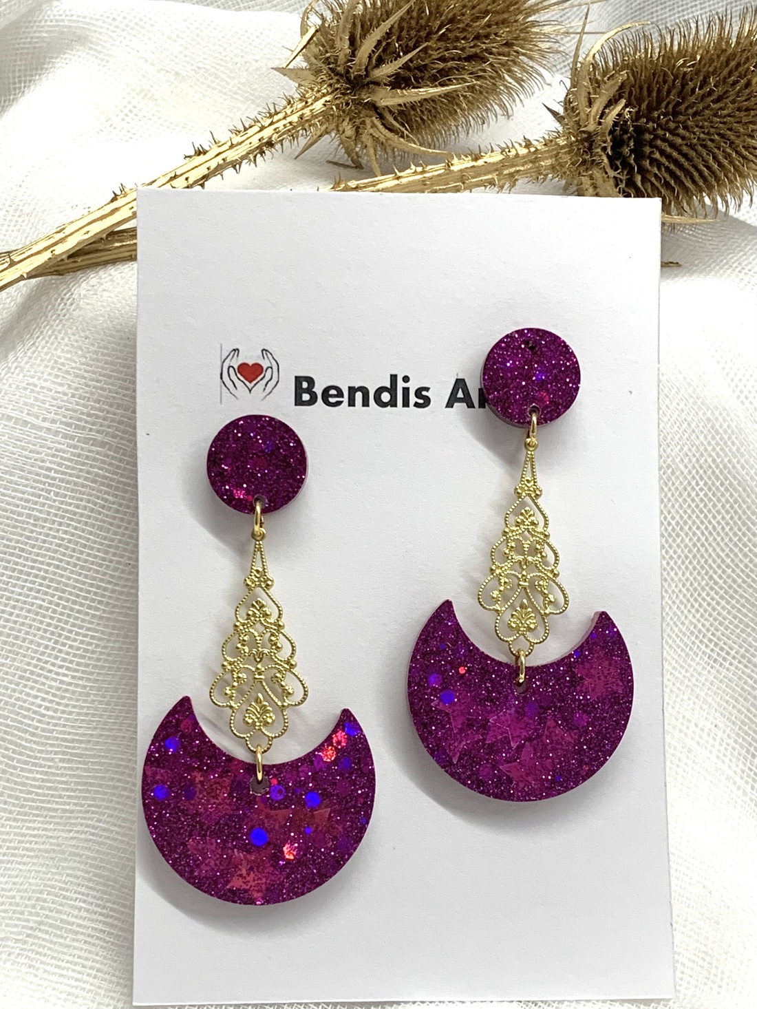 Cercei handmade unicat din rasina - bijuterii - cercei - cercei agățați - Artynos.ro Cercei handmade unicat din rasina - bijuterii - cercei - cercei agățați - Artynos.ro