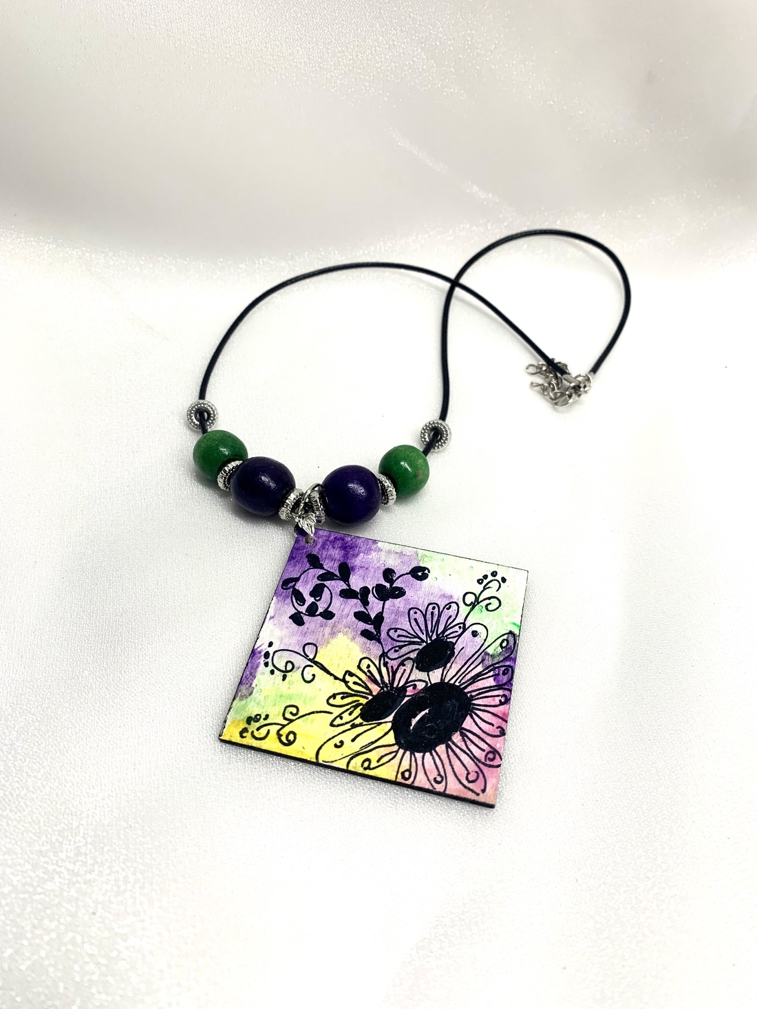 Set handmade unicat din lemn- pictat manual - bijuterii - seturi de bijuterii - Artynos.ro