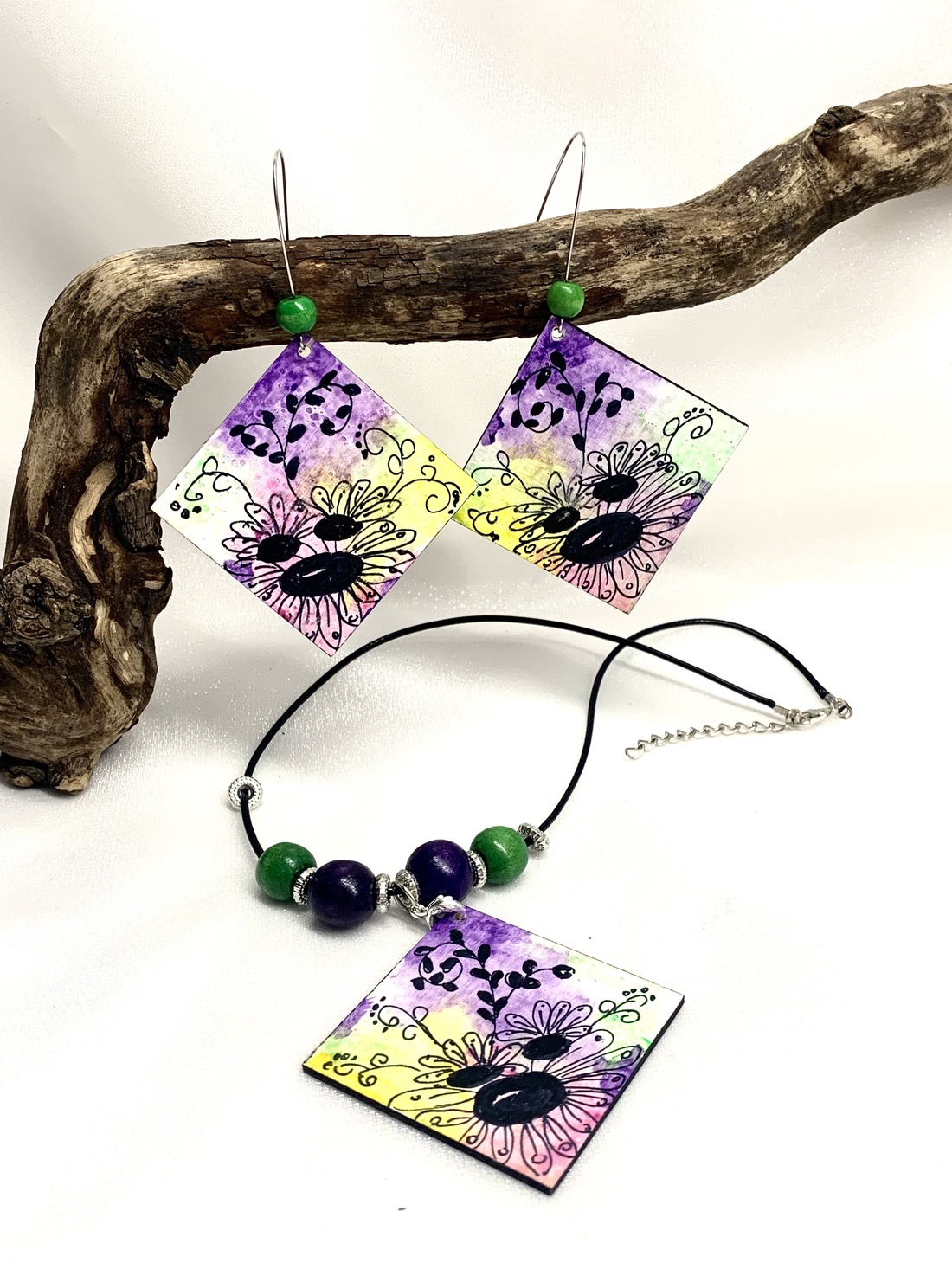 Set handmade unicat din lemn- pictat manual - bijuterii - seturi de bijuterii - Artynos.ro