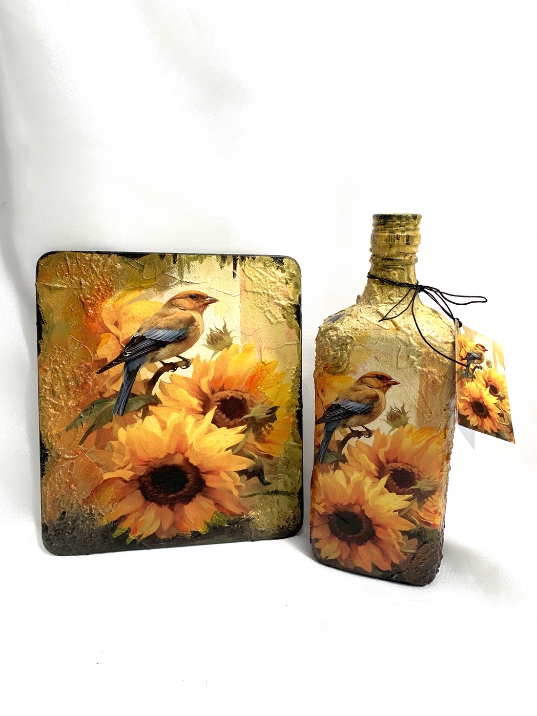 Set cadou-tablou + sticla decorativa - casă & stil de viață - set de cadou - Artynos.ro Set cadou-tablou + sticla decorativa - casă & stil de viață - set de cadou - Artynos.ro