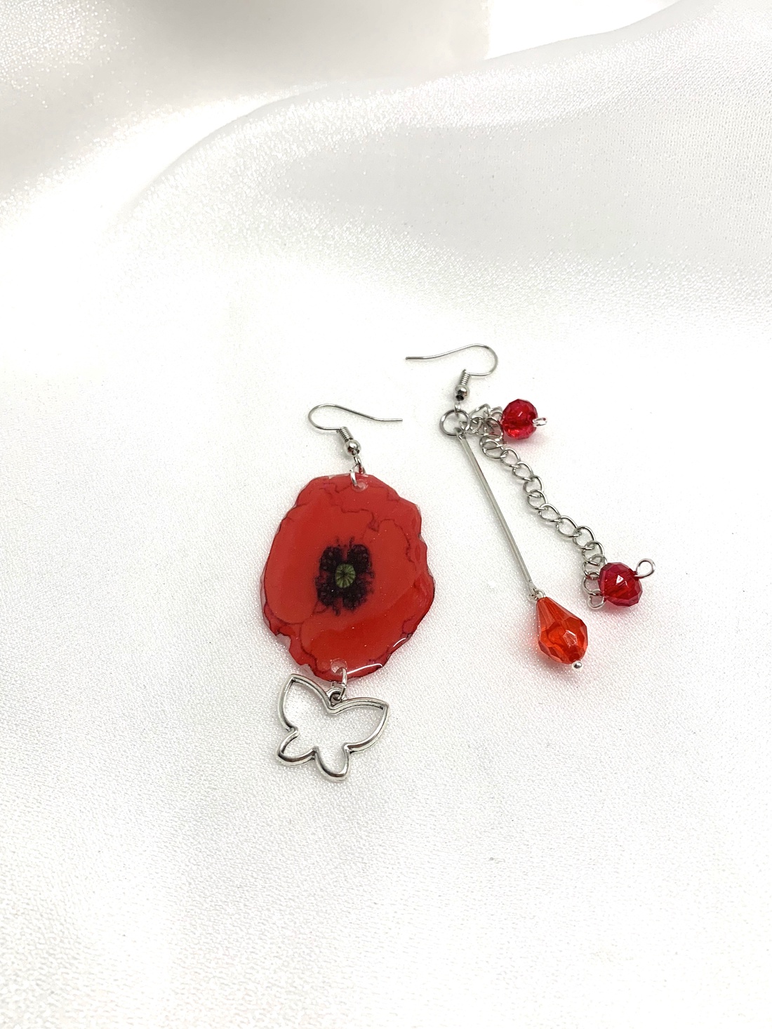 cercei asimetrici- handmade unicat din rășină 00508 - - Artynos.ro cercei asimetrici- handmade unicat din rășină 00508 - - Artynos.ro