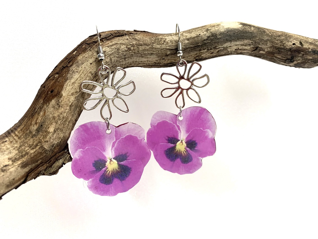 cercei handmade unicat din rășină 00514 - - Artynos.ro cercei handmade unicat din rășină 00514 - - Artynos.ro
