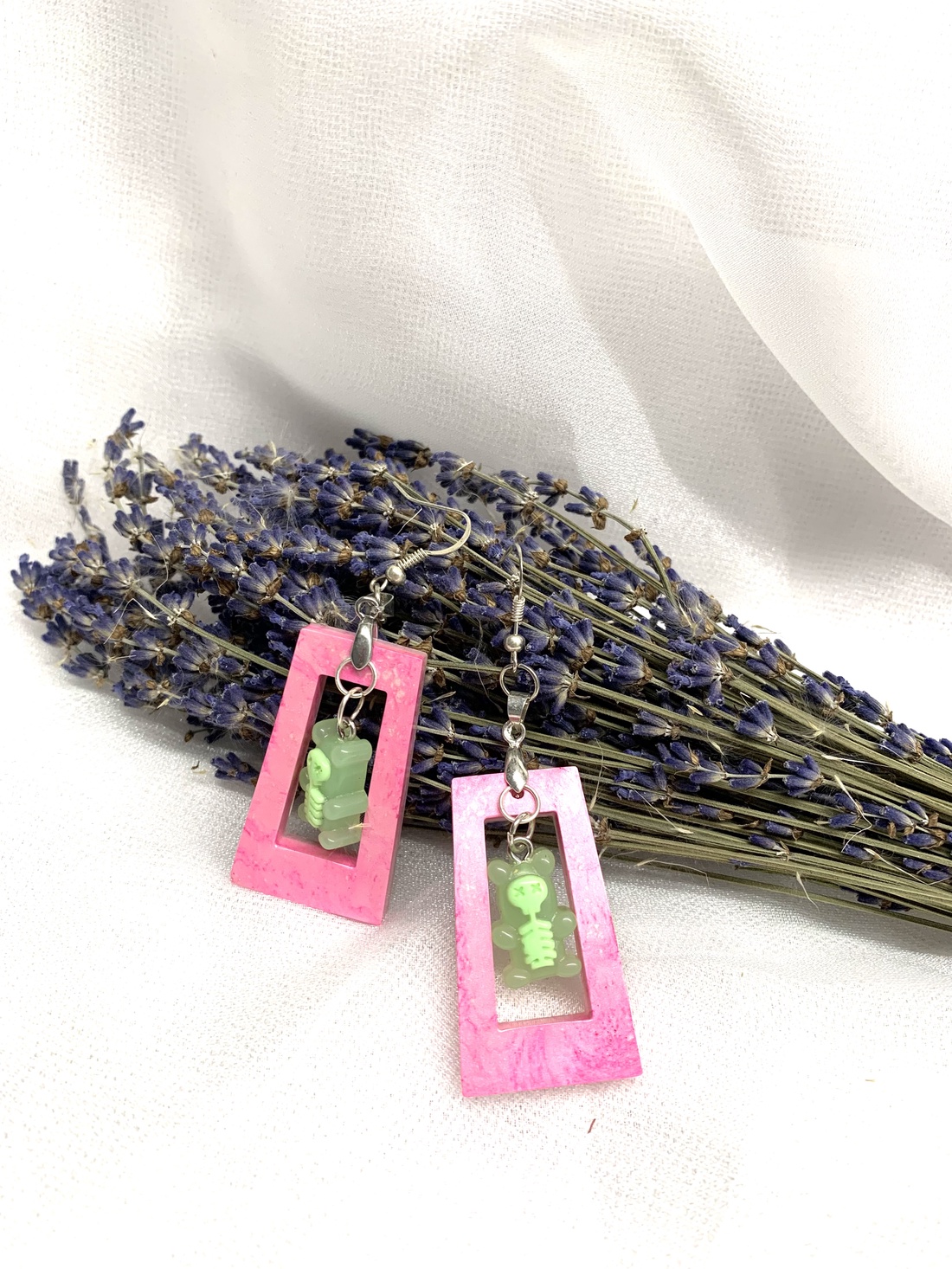 cercei handmade din rasina 00534 - - Artynos.ro cercei handmade din rasina 00534 - - Artynos.ro