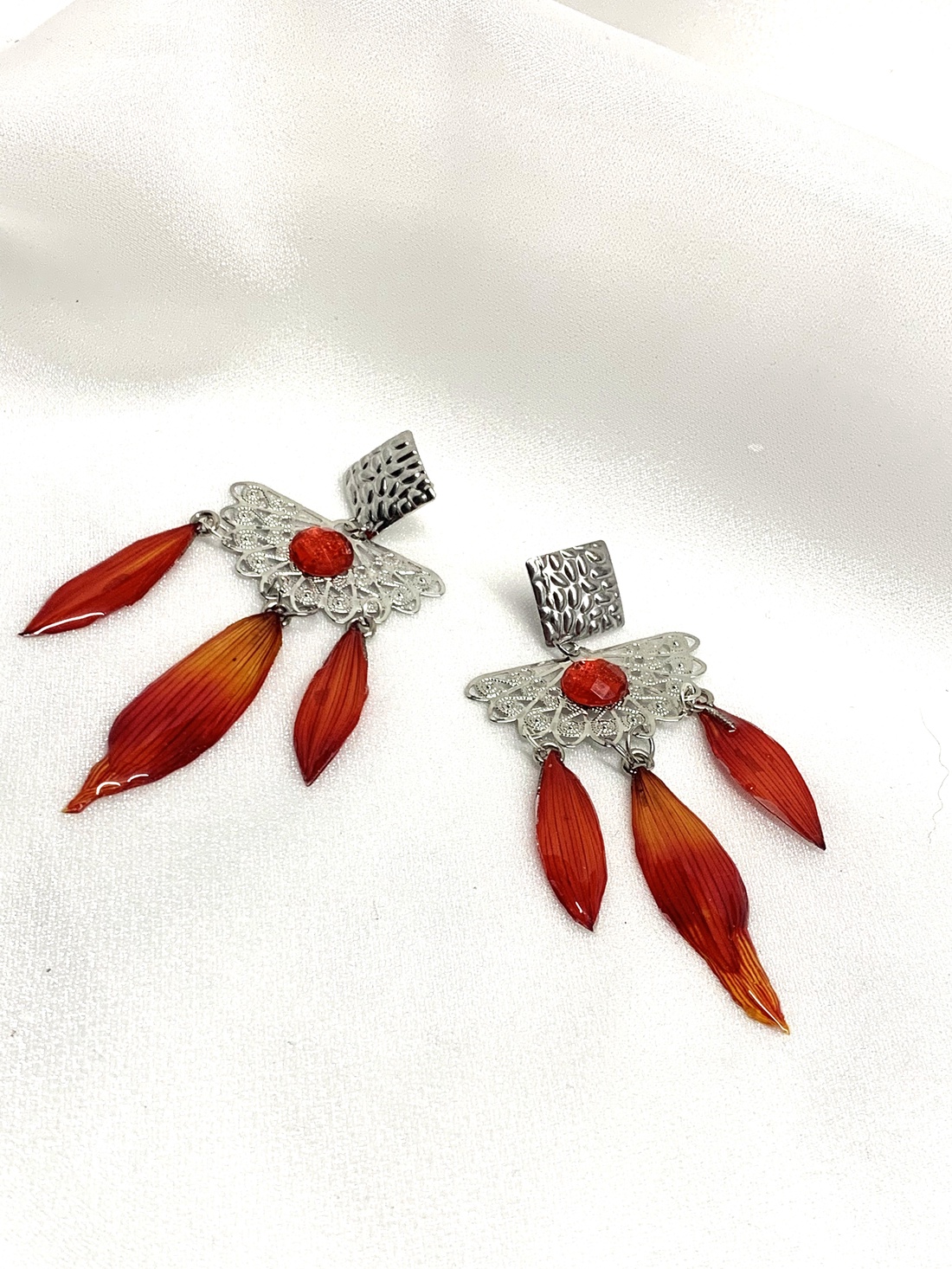 cercei handmade unicat din si flori naturale 00546 - bijuterii - cercei - cercei drop - Artynos.ro cercei handmade unicat din si flori naturale 00546 - bijuterii - cercei - cercei drop - Artynos.ro