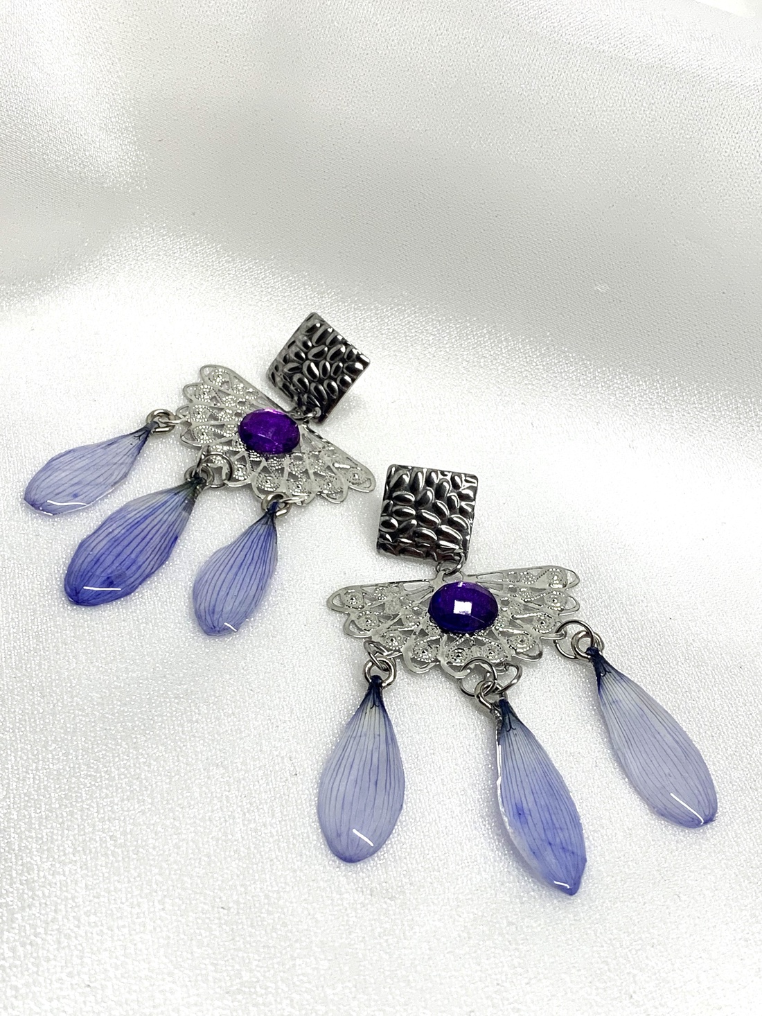 cercei handmade unicat din si flori naturale 00547 - bijuterii - cercei - cercei drop - Artynos.ro cercei handmade unicat din si flori naturale 00547 - bijuterii - cercei - cercei drop - Artynos.ro