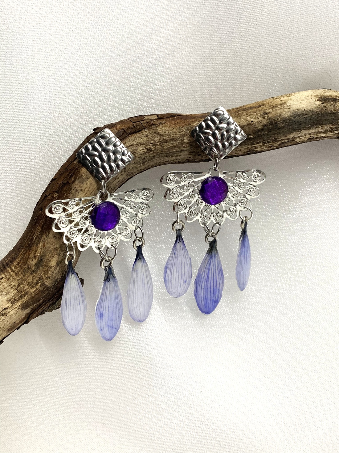 cercei handmade unicat din si flori naturale 00547 - bijuterii - cercei - cercei drop - Artynos.ro cercei handmade unicat din si flori naturale 00547 - bijuterii - cercei - cercei drop - Artynos.ro