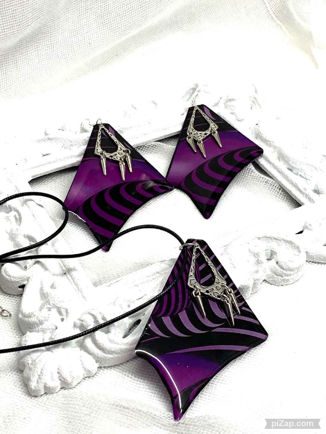 Set bijuterii handmade unicat - din rășină 00559 - - Artynos.ro Set bijuterii handmade unicat - din rășină 00559 - - Artynos.ro