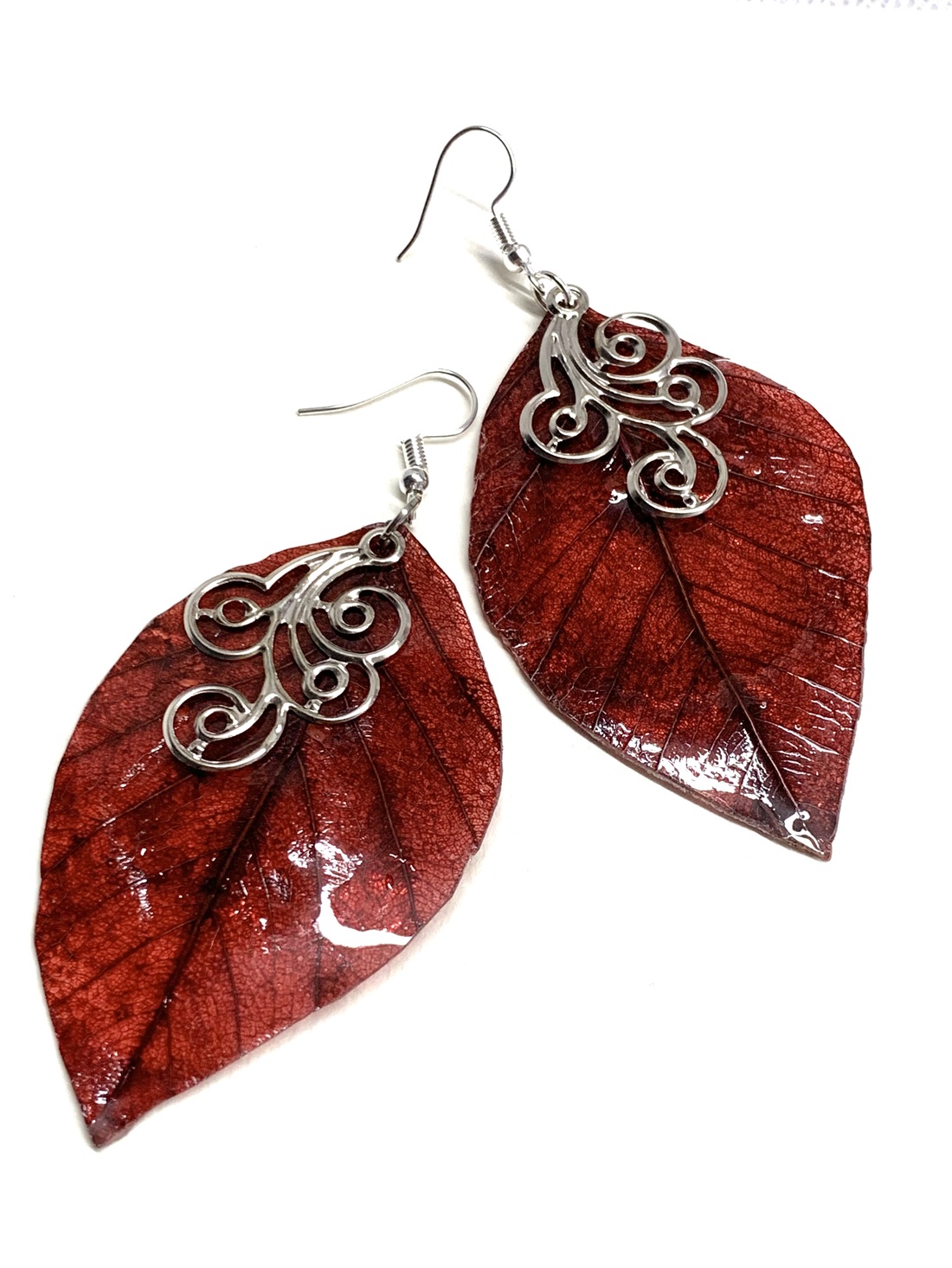 cercei handmade unicat din rasina si frunze naturale 00579 - - Artynos.ro cercei handmade unicat din rasina si frunze naturale 00579 - - Artynos.ro