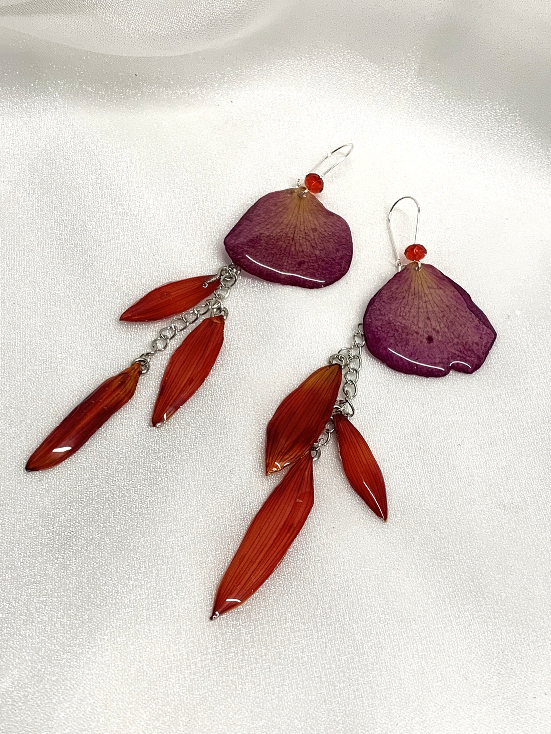 cercei handmade unicat din rasina si flori naturale 00585 - bijuterii - cercei - cercei drop - Artynos.ro cercei handmade unicat din rasina si flori naturale 00585 - bijuterii - cercei - cercei drop - Artynos.ro