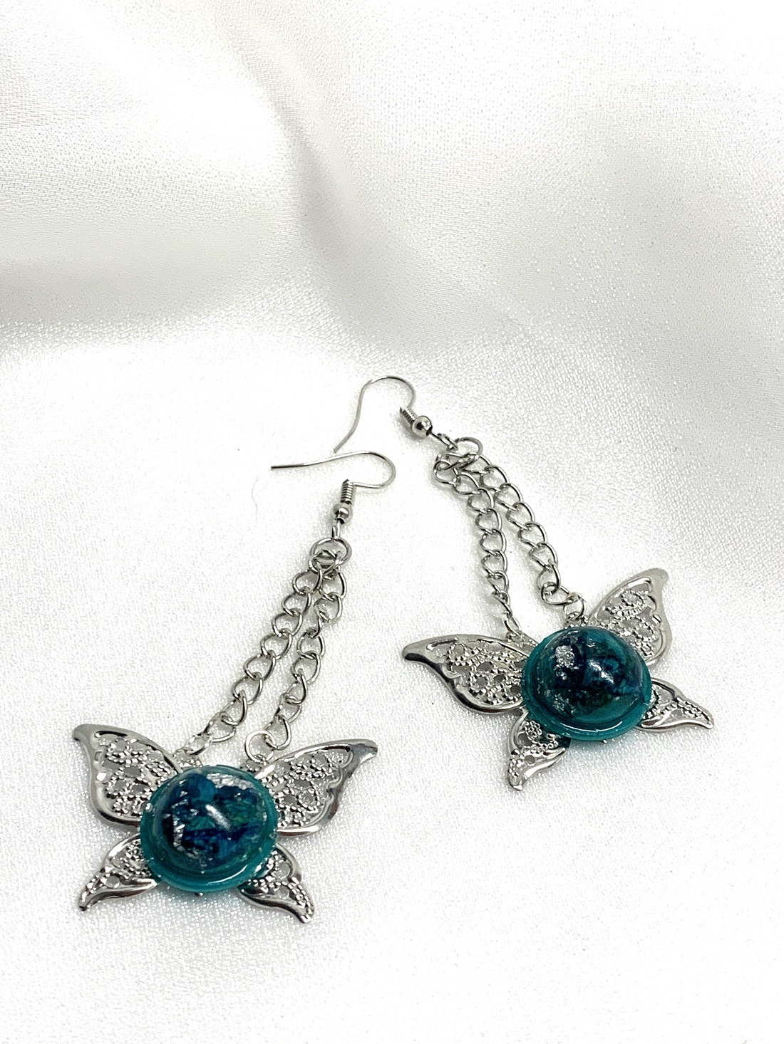 cercei handmade unicat din rasina si flori naturale 00615 - bijuterii - cercei - cercei drop - Artynos.ro cercei handmade unicat din rasina si flori naturale 00615 - bijuterii - cercei - cercei drop - Artynos.ro