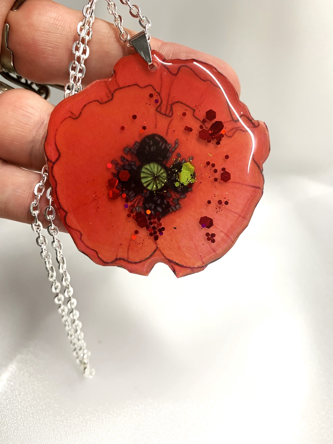 cercei handmade unicat din rășină 00667 - - Artynos.ro cercei handmade unicat din rășină 00667 - - Artynos.ro