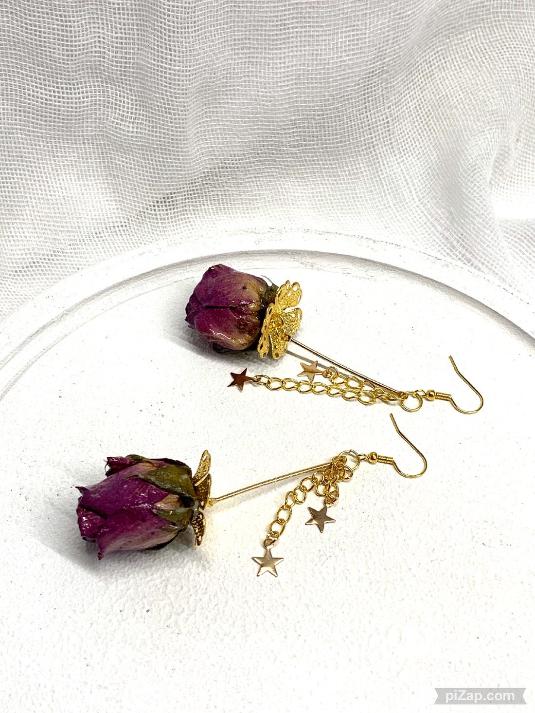 cercei handmade unicat din rasina si flori naturale 00167 - - Artynos.ro cercei handmade unicat din rasina si flori naturale 00167 - - Artynos.ro