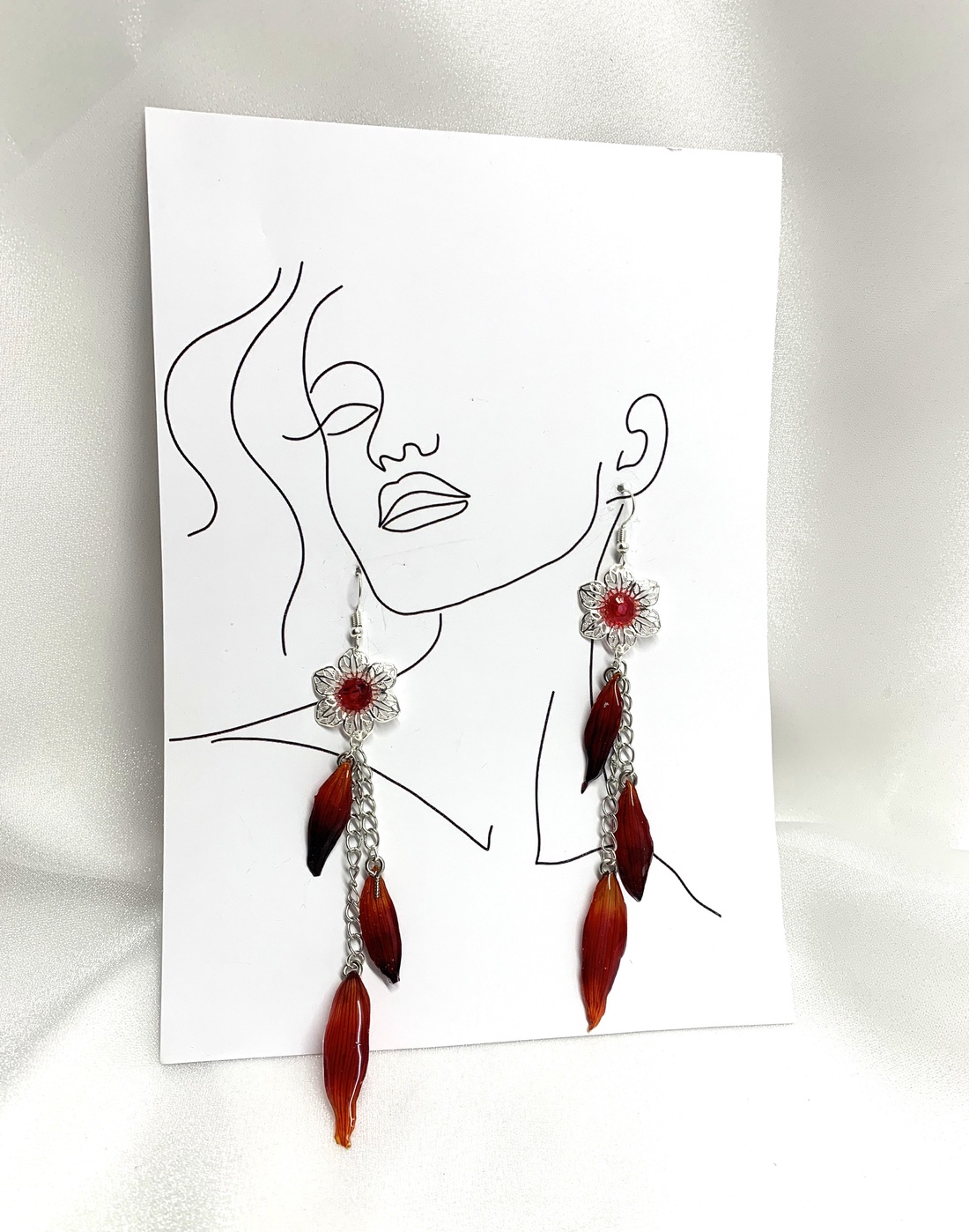 cercei handmade unicat din rasina si flori naturale 00730 - - Artynos.ro cercei handmade unicat din rasina si flori naturale 00730 - - Artynos.ro