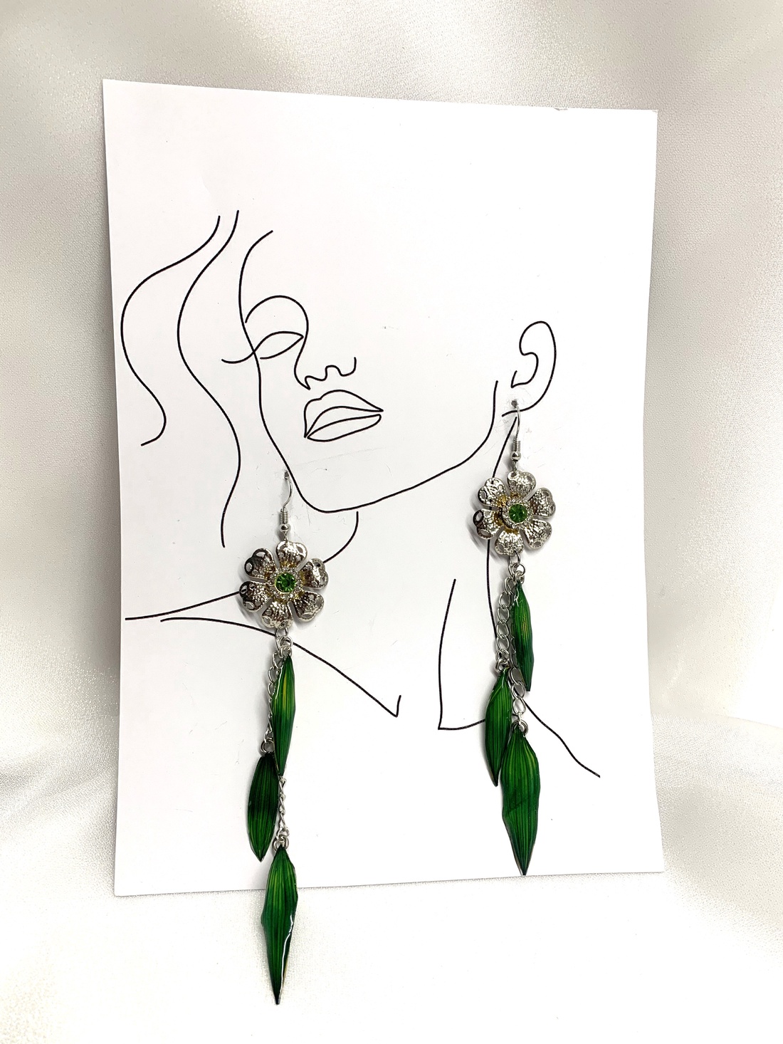cercei handmade unicat din rasina si flori naturale 00731 - - Artynos.ro cercei handmade unicat din rasina si flori naturale 00731 - - Artynos.ro
